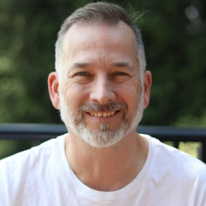 Tom Morin at Intersections | May 20, 2025 at 7 pm